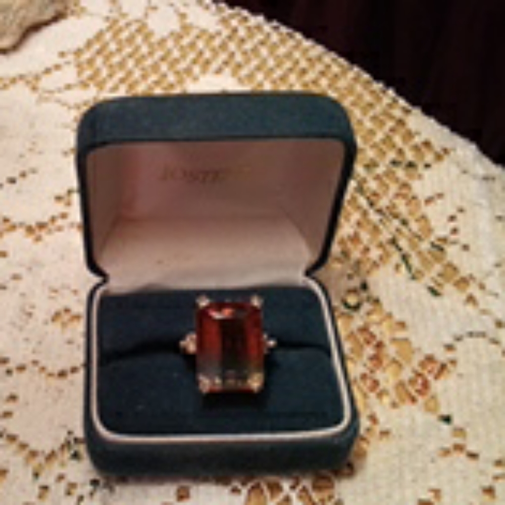 Bi Colored Ametrine. 14k gold white